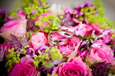 幸せな結婚を引き寄せる　愛に満ちたブーケのような軽やかな花の香り