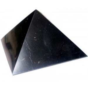 ピラミッド型オブジェ《シュンガイト》7cm（220g）
