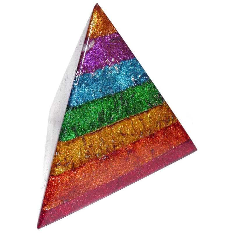 チャクラの三角錐オブジェ《ボヘミアンオルゴナイト》15.5×13.5cm